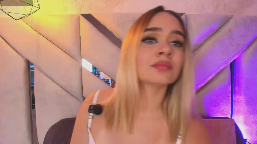 sofia_pamela_ Adult Chat May 7, 2026