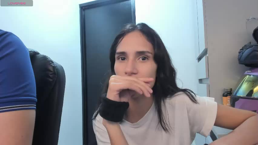 antonellarossi_os Adult Chat May 7, 2026