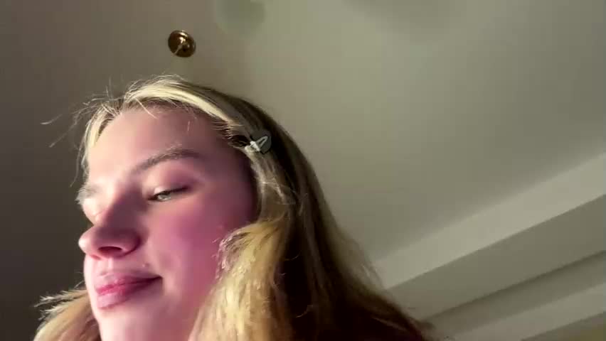 laurineleconey Adult Chat May 7, 2026
