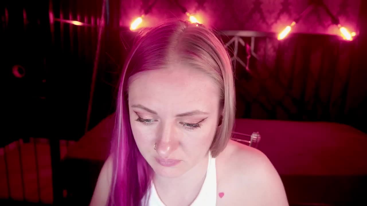 DramaQuenns Adult Chat May 7, 2026