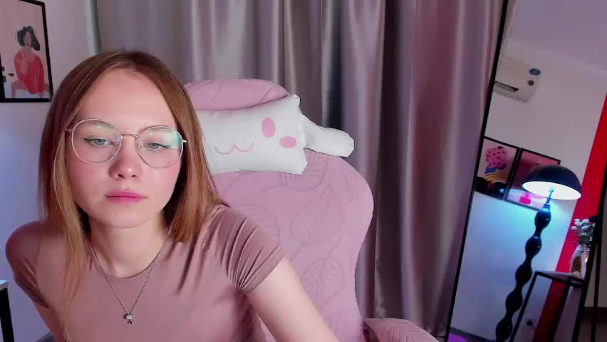floralarsson Adult Chat May 7, 2026