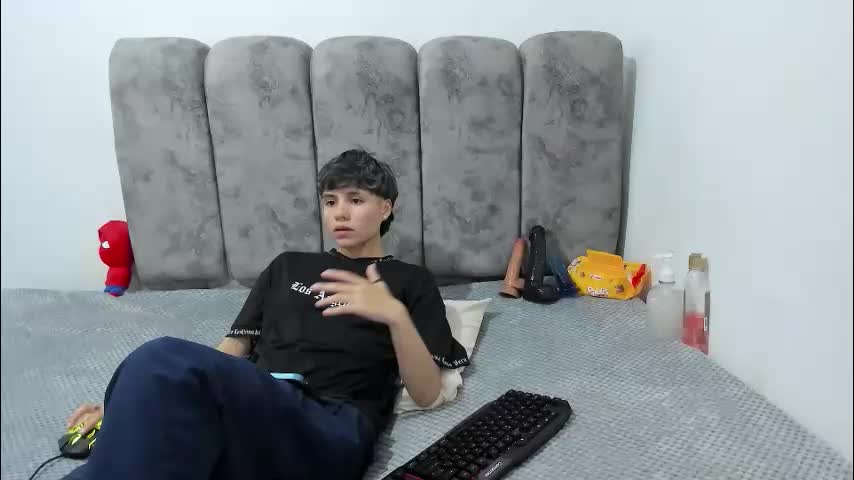 bruno_cruz Adult Chat May 7, 2026