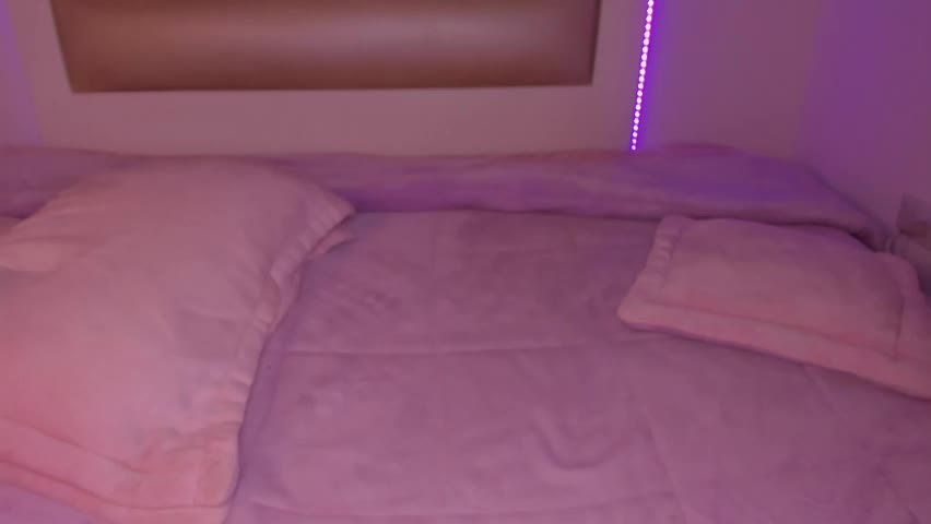 victoria__js_ Adult Chat May 7, 2026