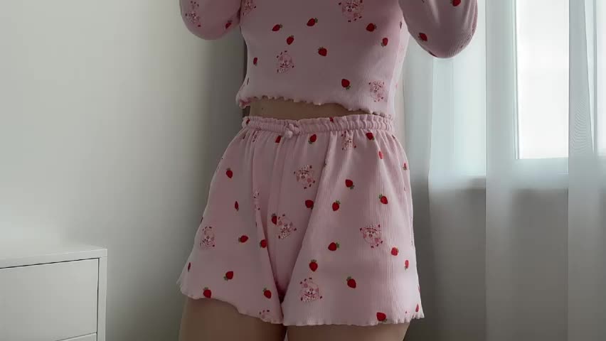 shy_schoolgirl_ Adult Chat May 8, 2026