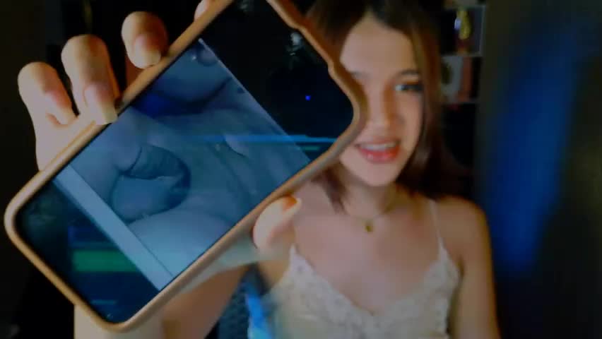 _xxlilly Adult Chat May 7, 2026
