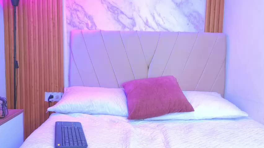 j_belle_ Adult Chat May 7, 2026