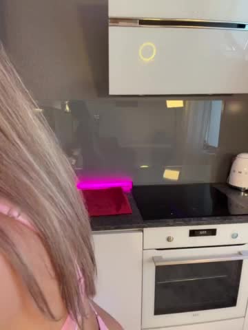 -CandyViki- Adult Chat May 7, 2026