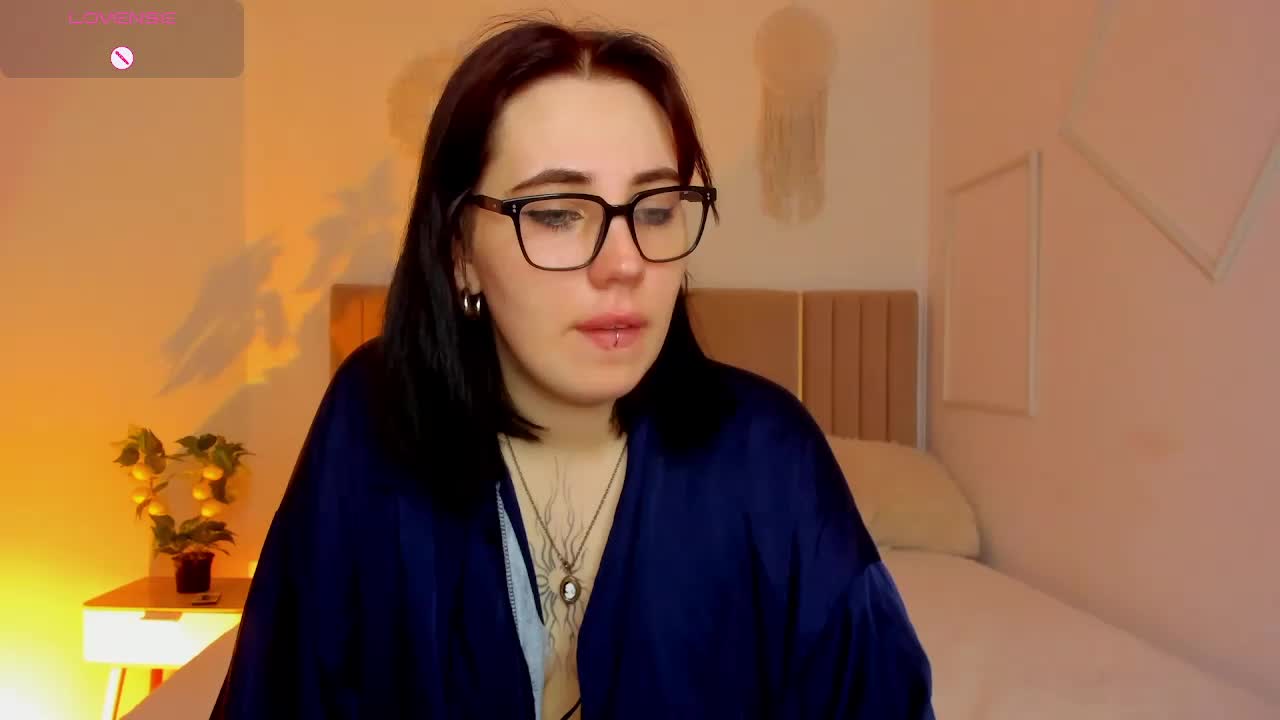 Olivia-ice Adult Chat May 7, 2026