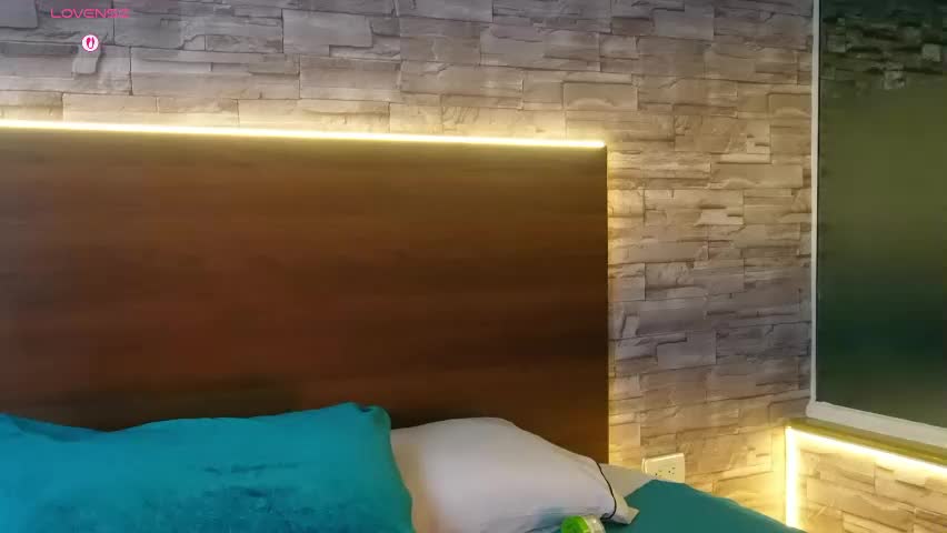 marianagiraldo_ Adult Chat May 7, 2026