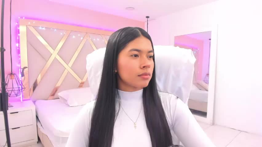 samantaa_shy Adult Chat May 7, 2026