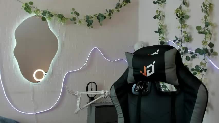 elastikiss Adult Chat May 8, 2026
