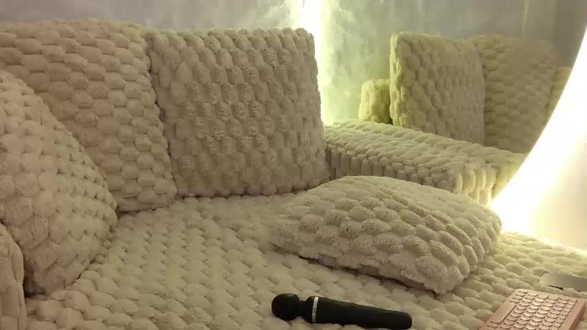 monique_a Adult Chat May 8, 2026