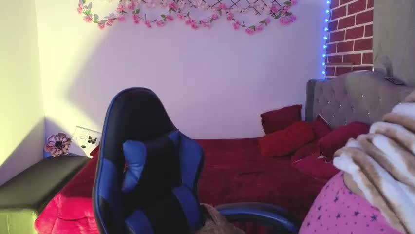 isabella_monntolvo Adult Chat May 8, 2026