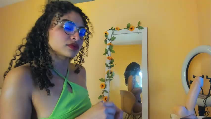 keniia_riizz Adult Chat May 8, 2026