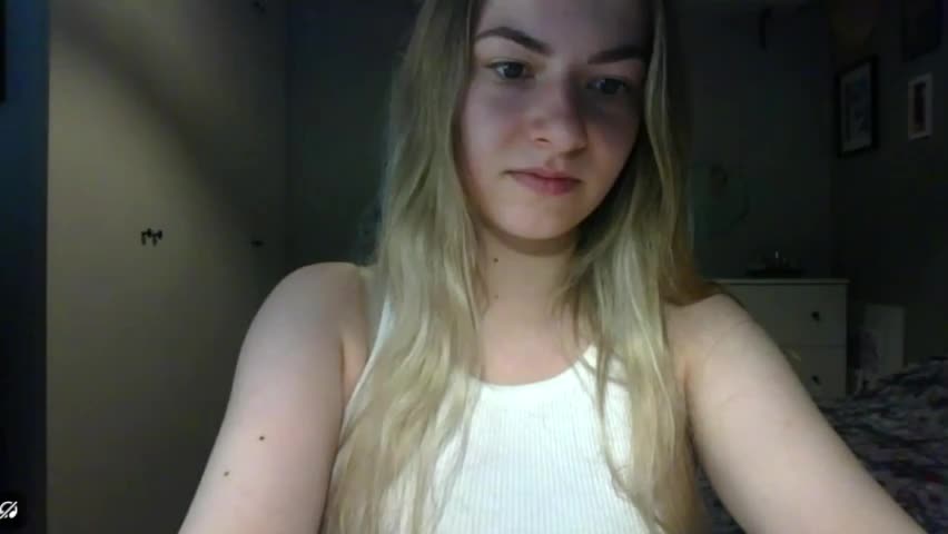 rosie_june Adult Chat May 8, 2026