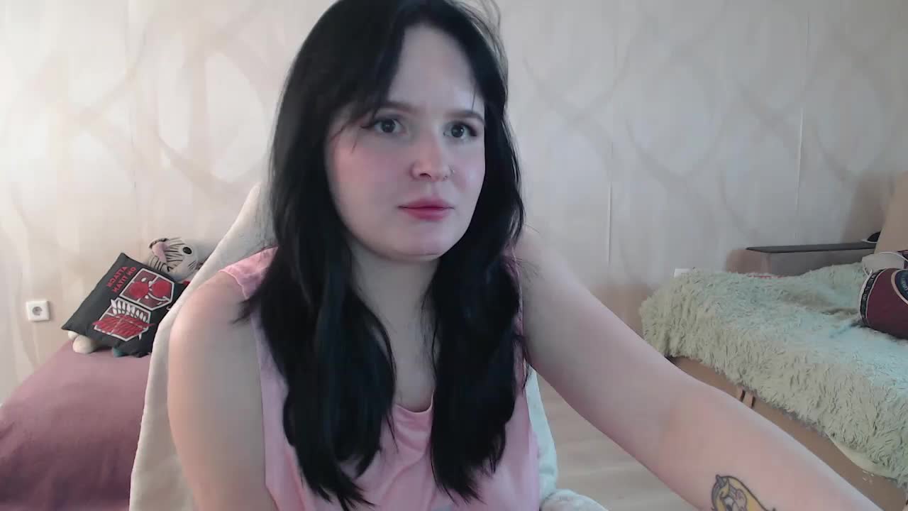 Lizzi-Peach Adult Chat May 8, 2026