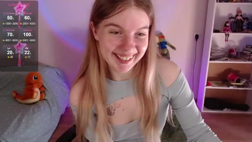 strawberry_juli Adult Chat May 8, 2026