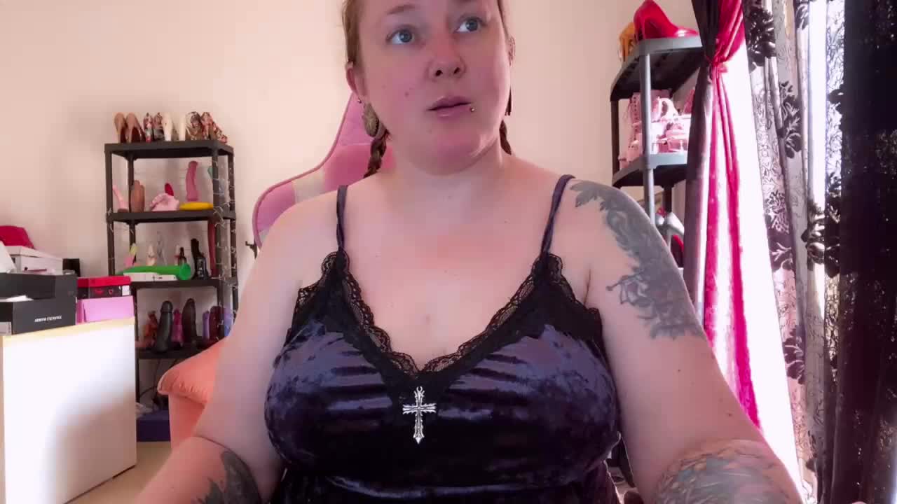 NylonQueen Adult Chat May 8, 2026