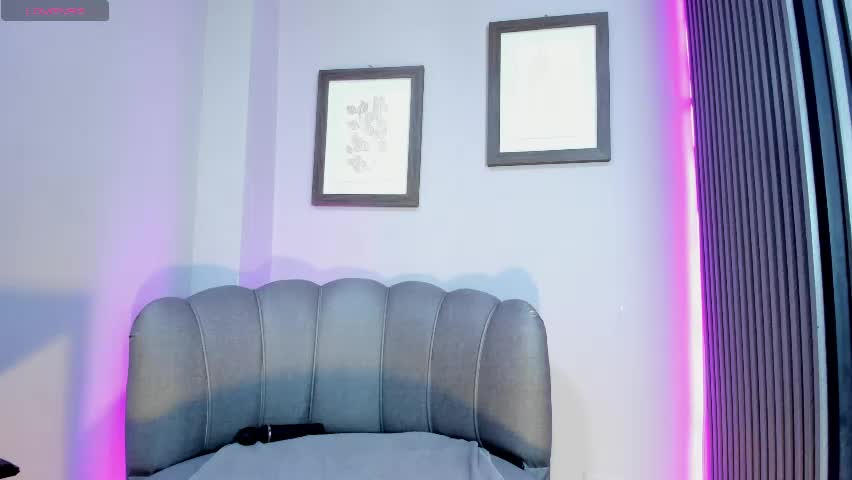 roxanna_moore1 Adult Chat May 8, 2026