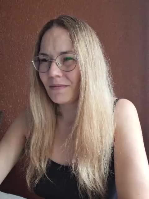 Mariana_ Adult Chat May 9, 2026