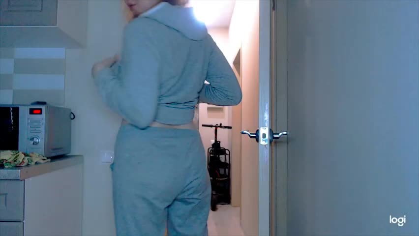 kira_foxy_ Adult Chat May 8, 2026