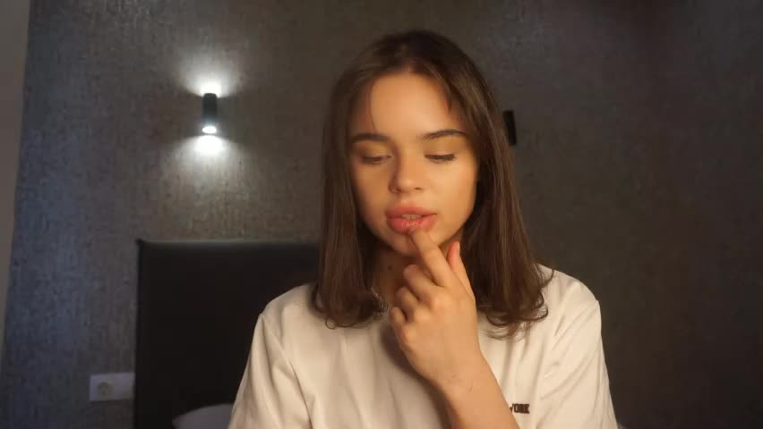 lindaaii Adult Chat May 8, 2026
