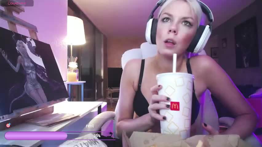tinykylie Adult Chat May 9, 2026