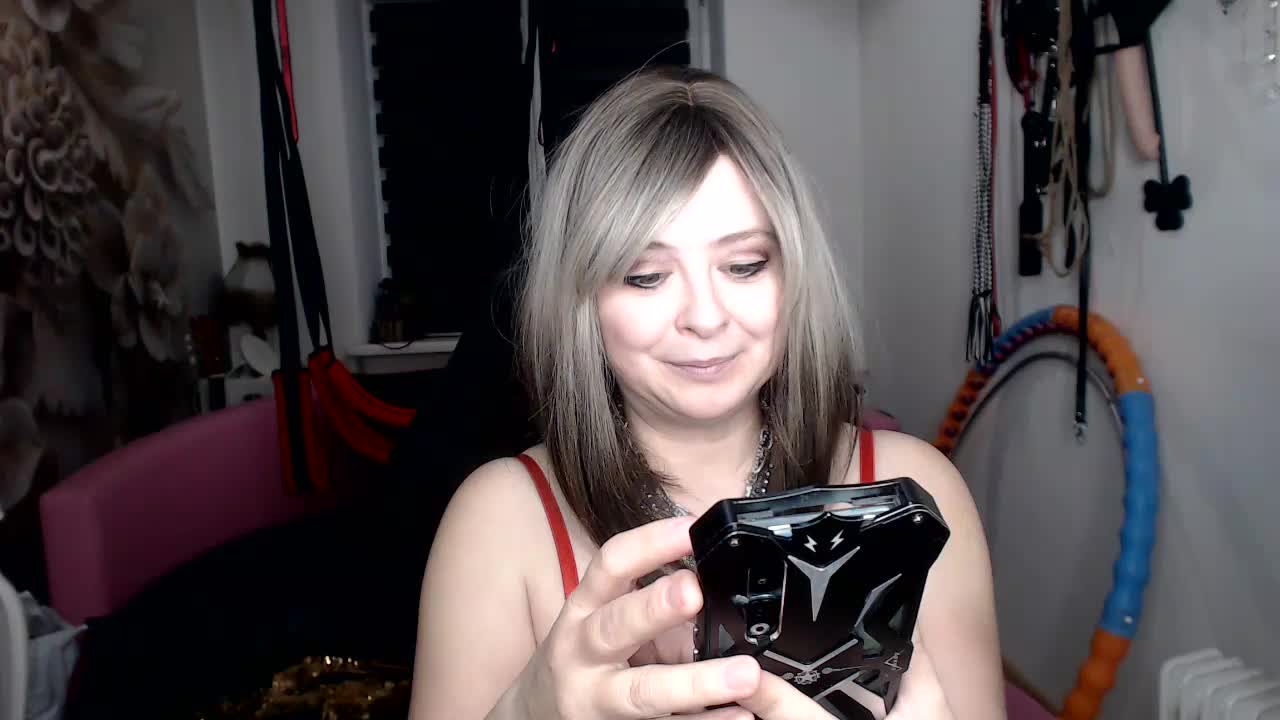 missGODDESS Adult Chat May 9, 2026