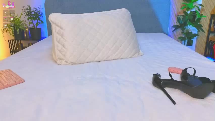 kira_sexxx Adult Chat May 9, 2026