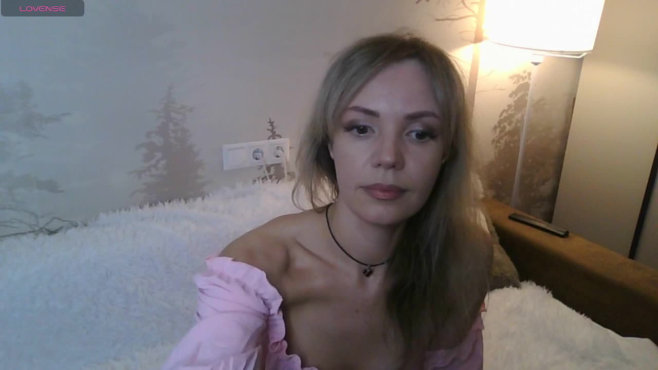Red_Rose_98 Adult Chat May 9, 2026