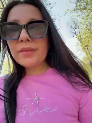 -Lune Adult Chat May 9, 2026