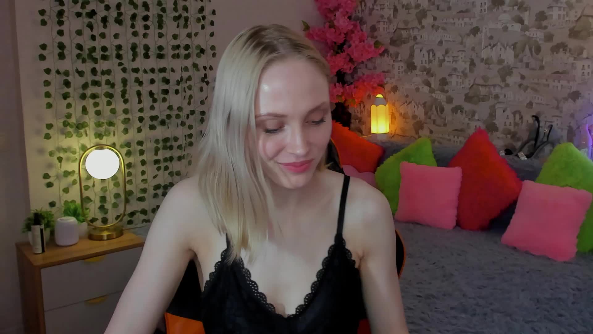 GinaGinaLove Adult Chat May 9, 2026