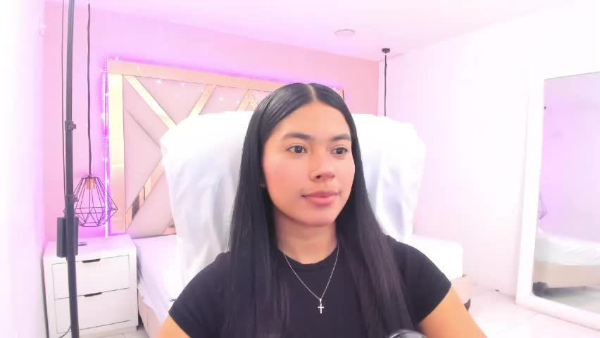samantaa_shy Adult Chat May 9, 2026