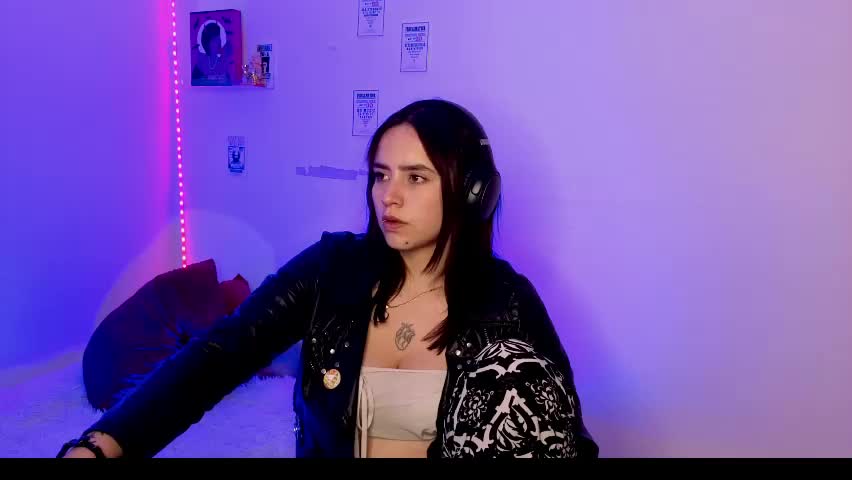 emily_lindey_ Adult Chat May 9, 2026