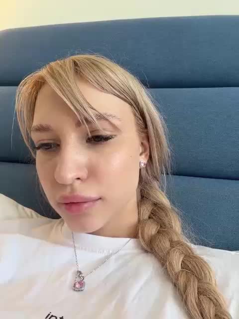 Cristi-Candy Adult Chat May 9, 2026