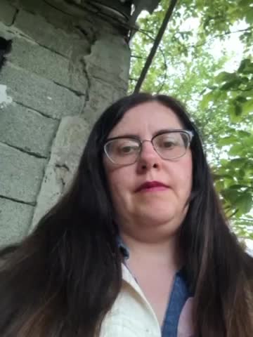 mandarinka28 Adult Chat May 10, 2026