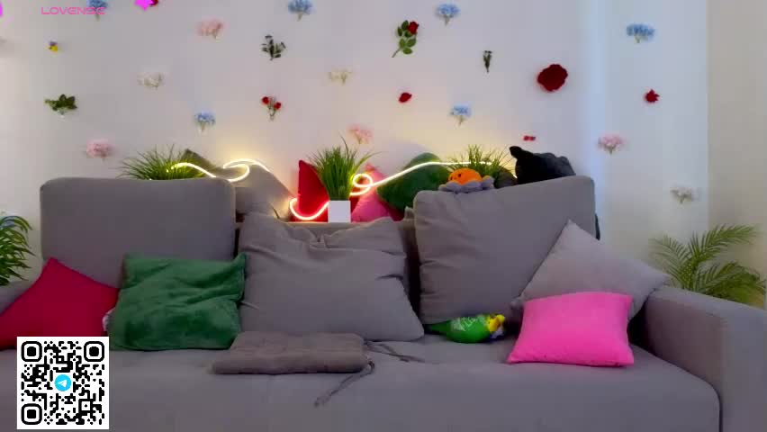 oliviabr0wn Adult Chat May 10, 2026