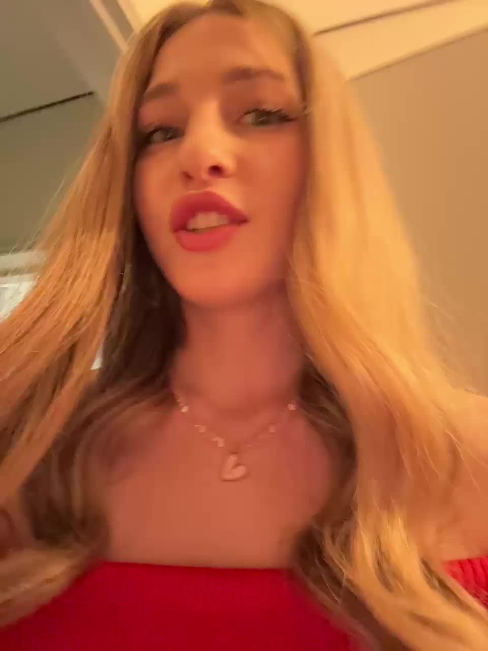 VictoriaBix Adult Chat May 11, 2026