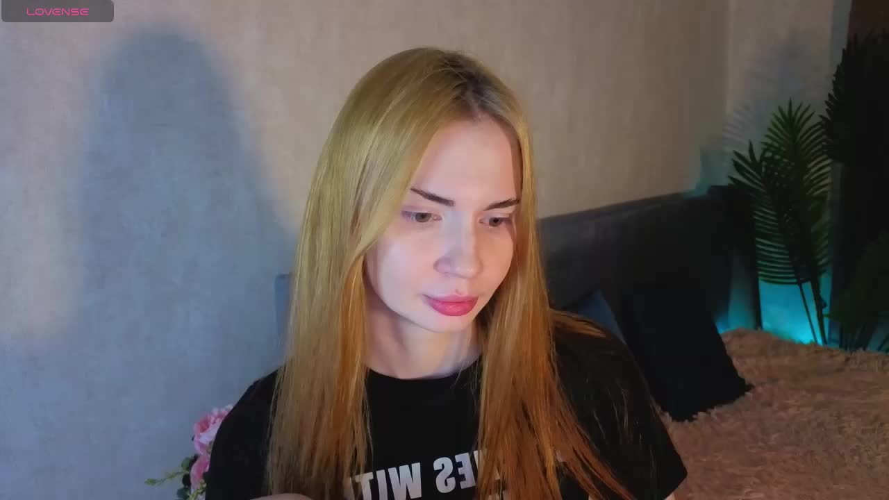 JennieHunter Adult Chat May 10, 2026
