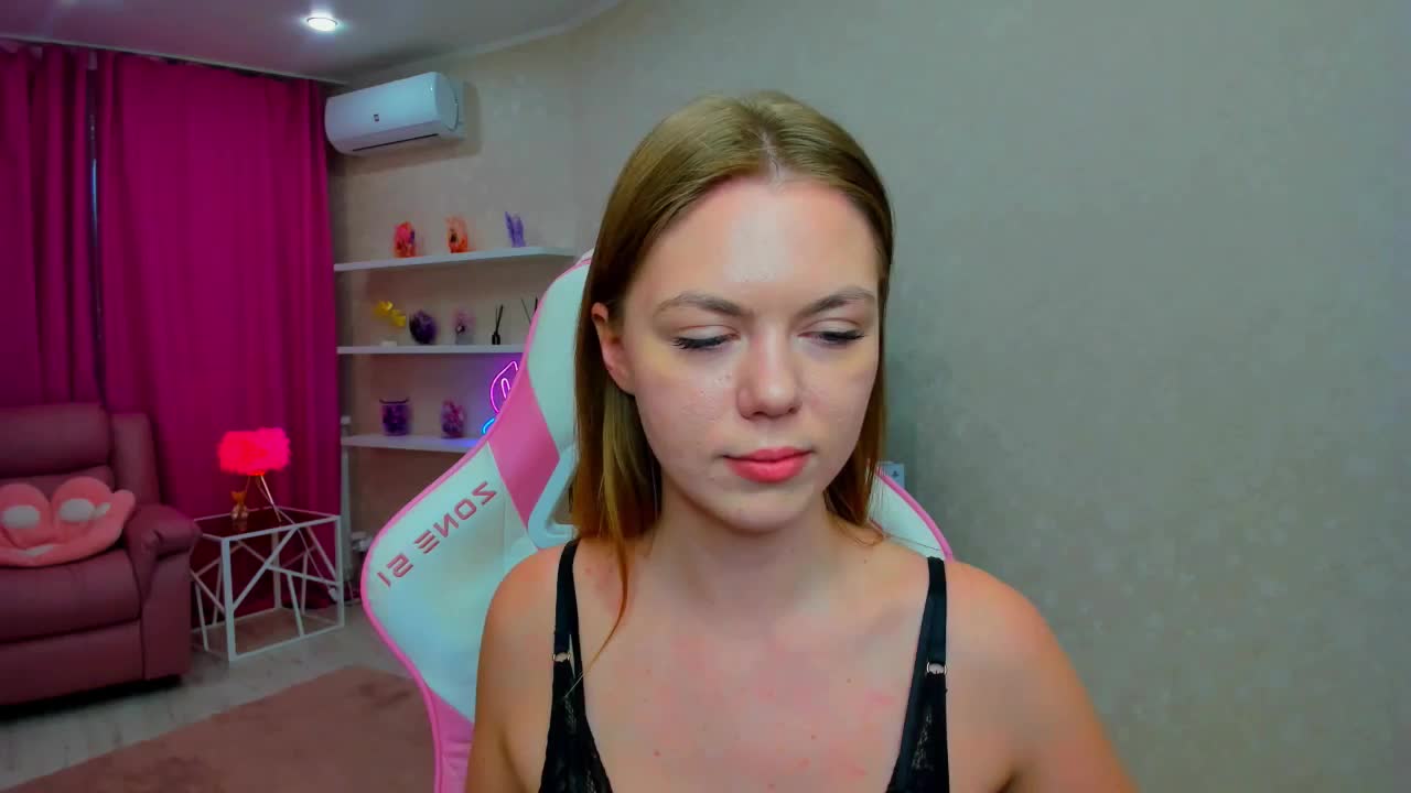 Strawberrye Adult Chat May 10, 2026