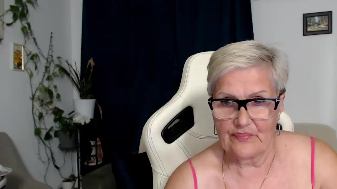 Selenna65 Adult Chat May 11, 2026