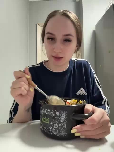 Kira_Beliesss Adult Chat May 11, 2026