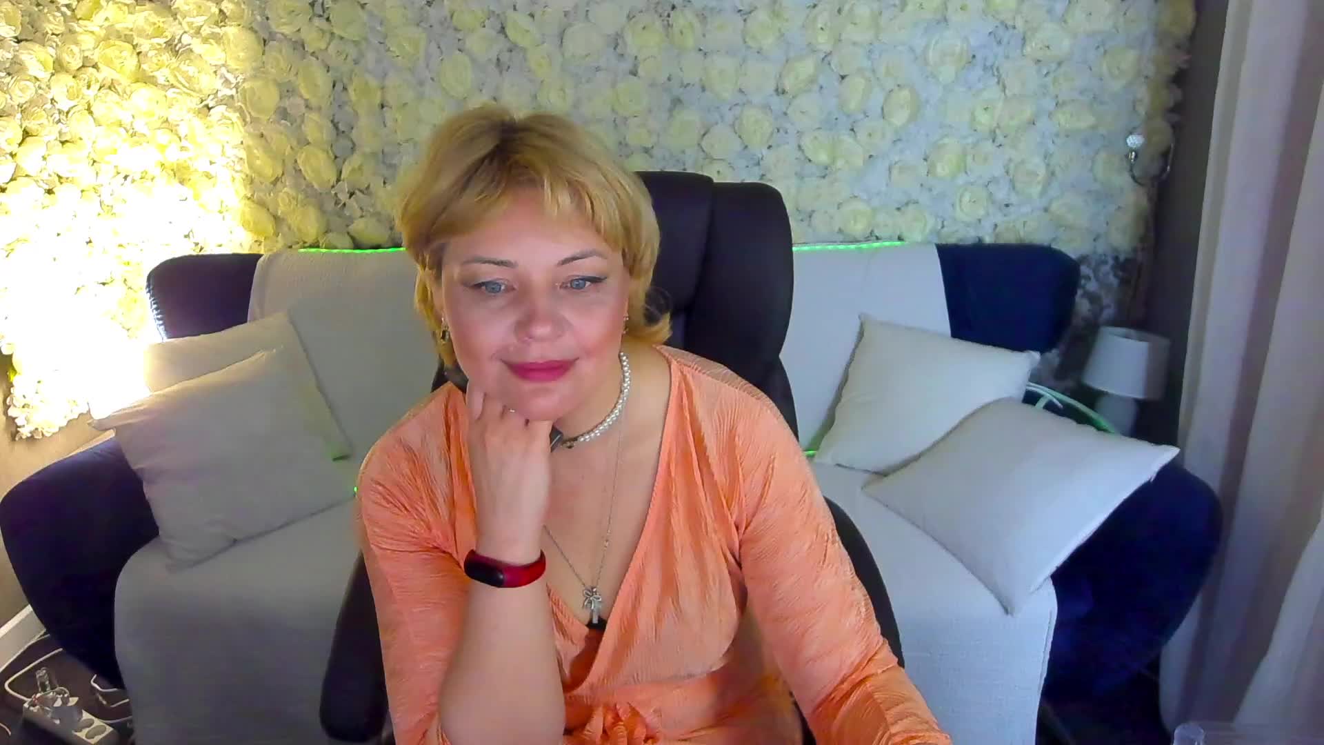 AmiraNight Adult Chat May 11, 2026