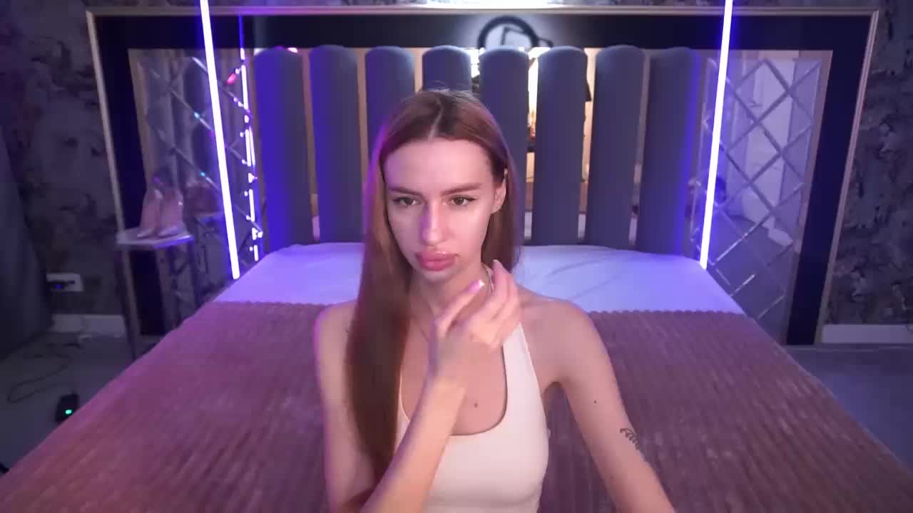 SnowWhiteee Adult Chat May 11, 2026