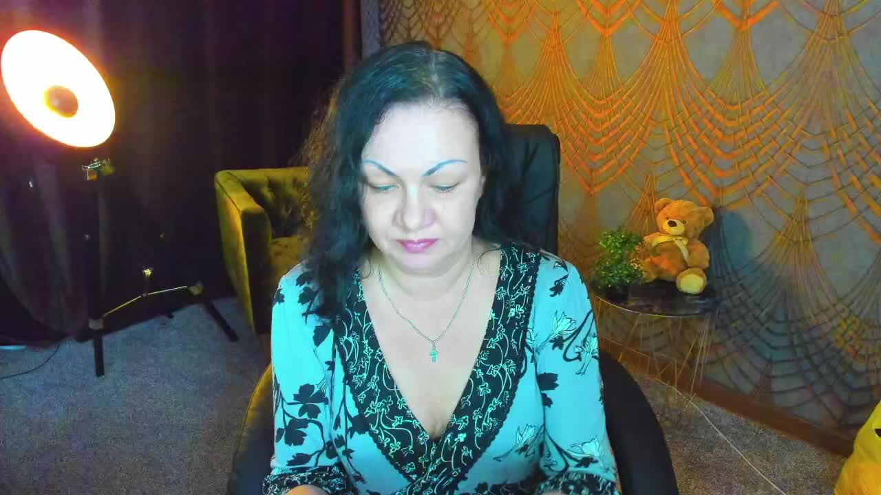 IrissMoon Adult Chat May 11, 2026