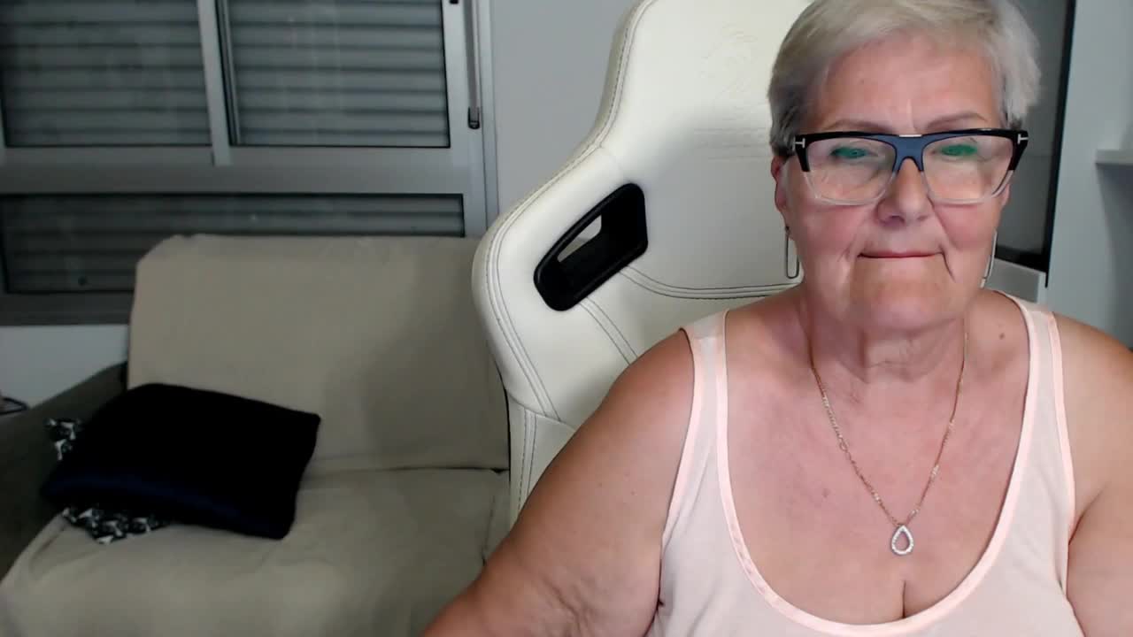 Selenna65 Adult Chat May 12, 2026
