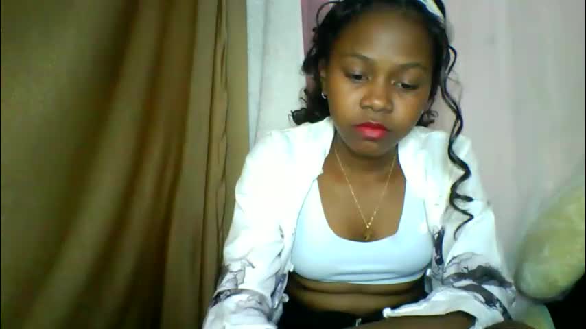 lara_belle Adult Chat May 11, 2026