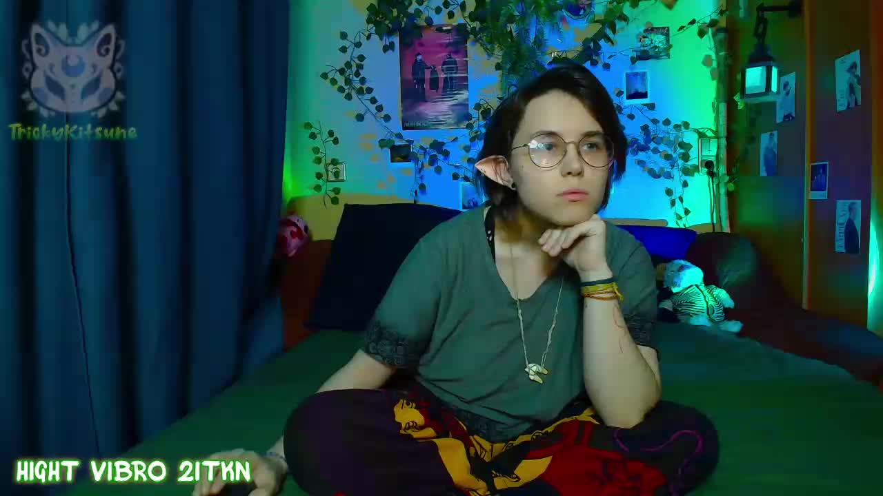 Tricky_Kitsune Adult Chat May 12, 2026