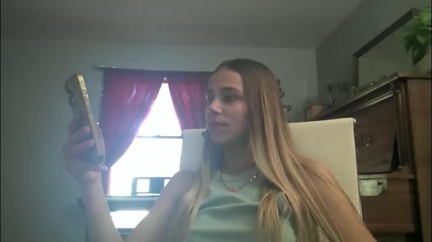 chloe_damian Adult Chat May 12, 2026