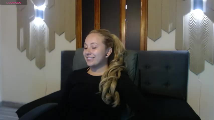 angel_white25 Adult Chat May 11, 2026